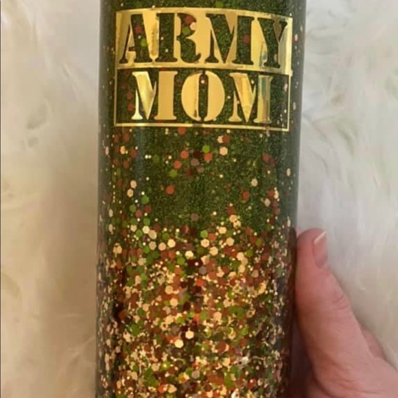 20 ounce Army Mom tumbler - Picture 1 of 1
